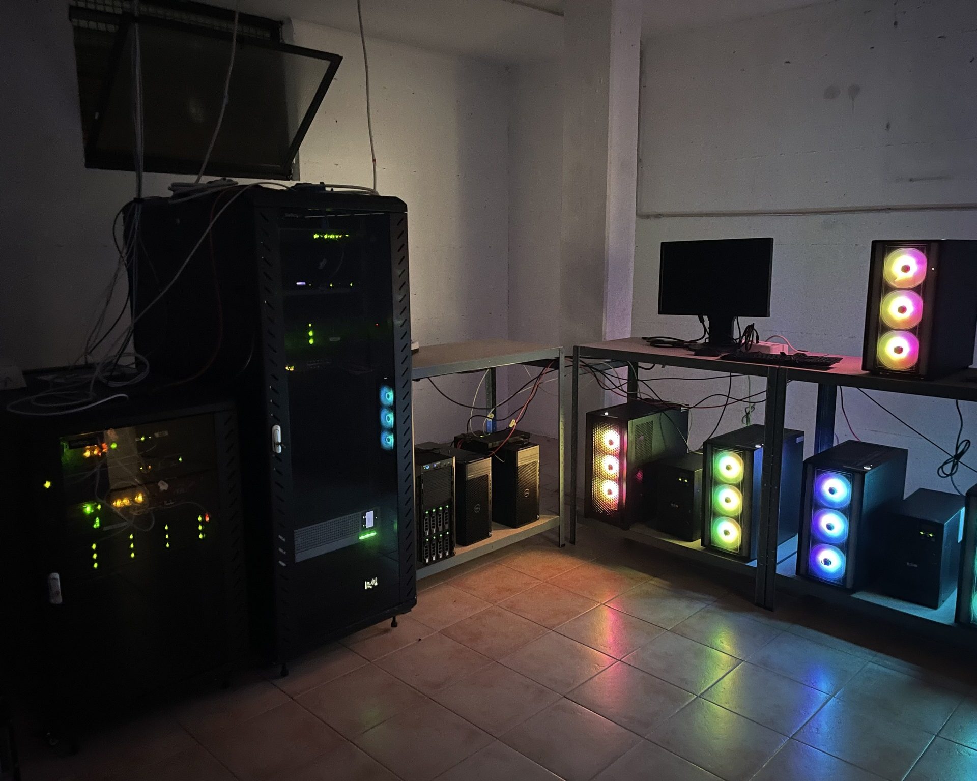 cropped-officeFarm.jpg